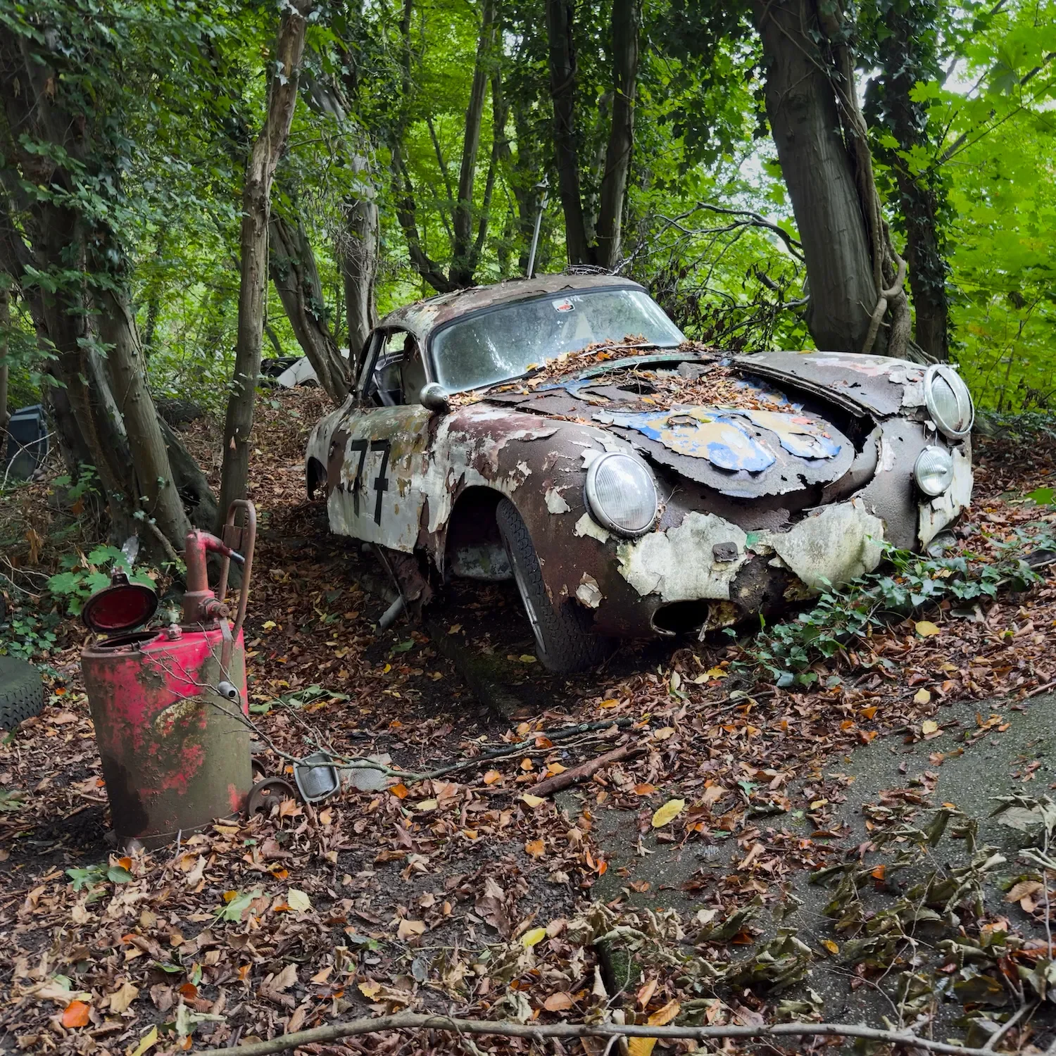 Porsche 356 at the classic car graveyard “Auto-Skulpturen-Park, Neanderthal”