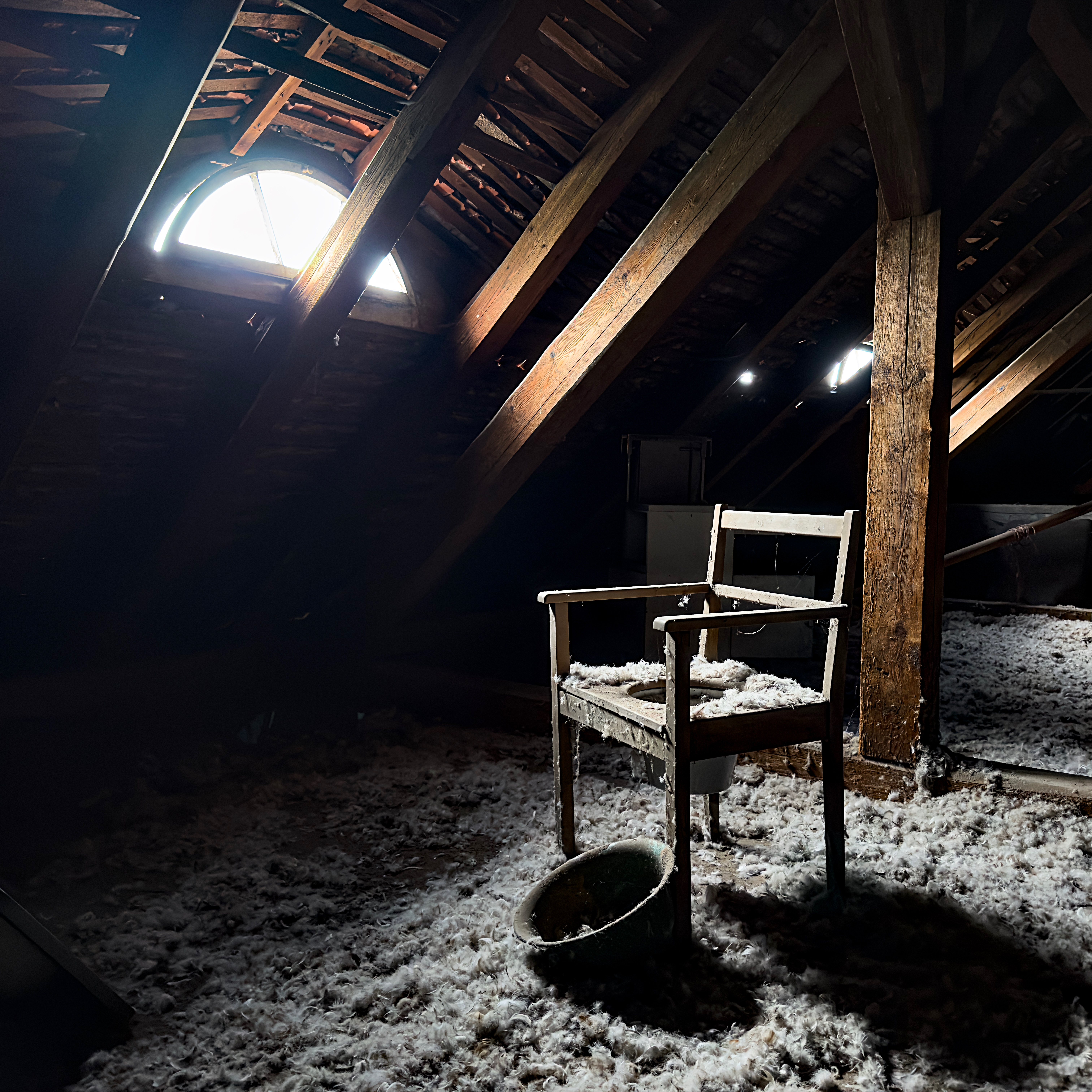 Old commode chair in the attic of castle Henriette-Helmsdorf