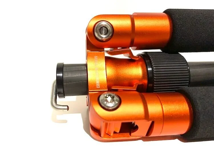 Center Hook