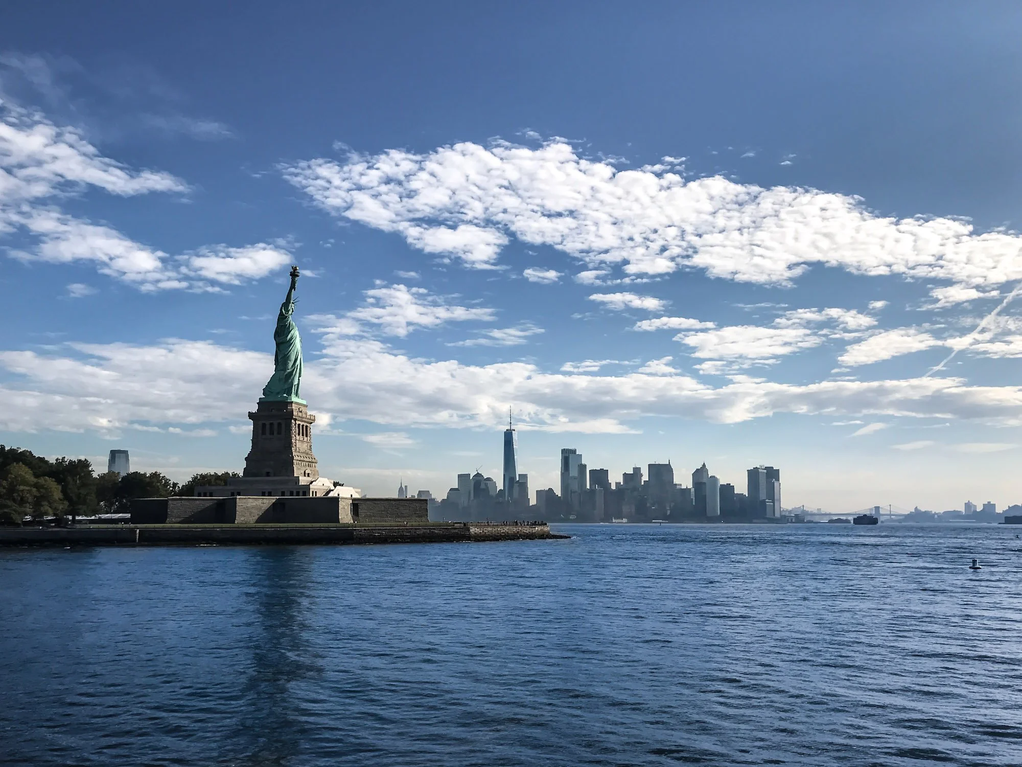 Example of a photo containing a foreground, middle ground and background