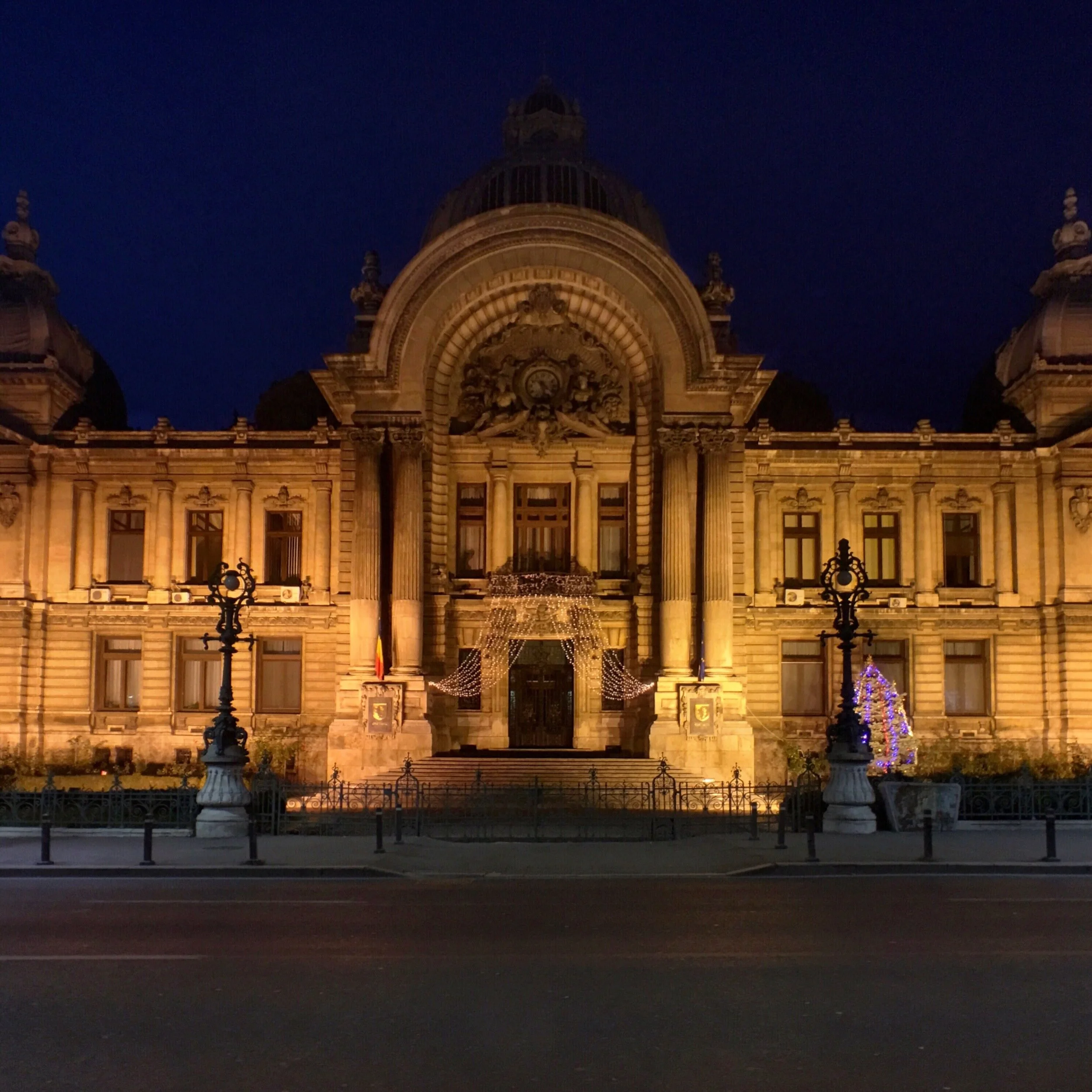 How I composed, shot & edited the CEC Palace in Bucharest